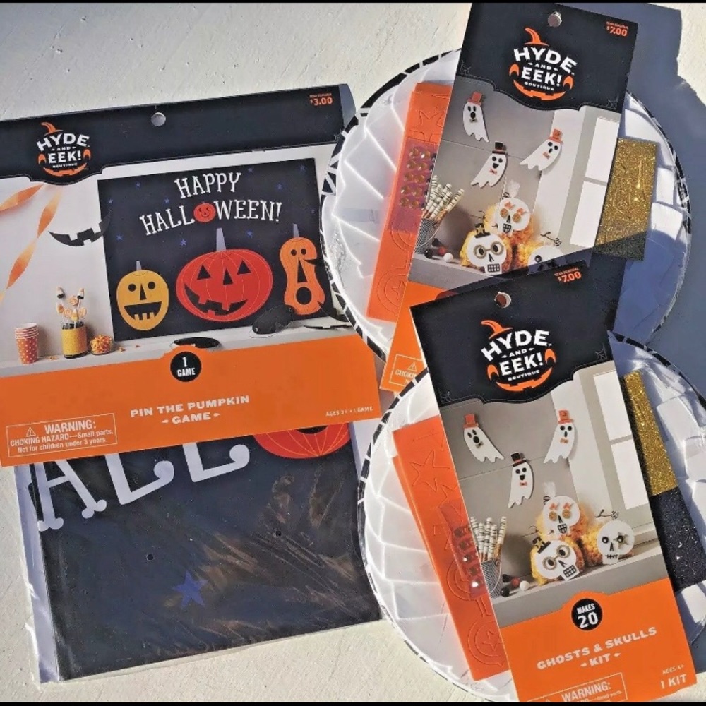Halloween decorations and crafts party game